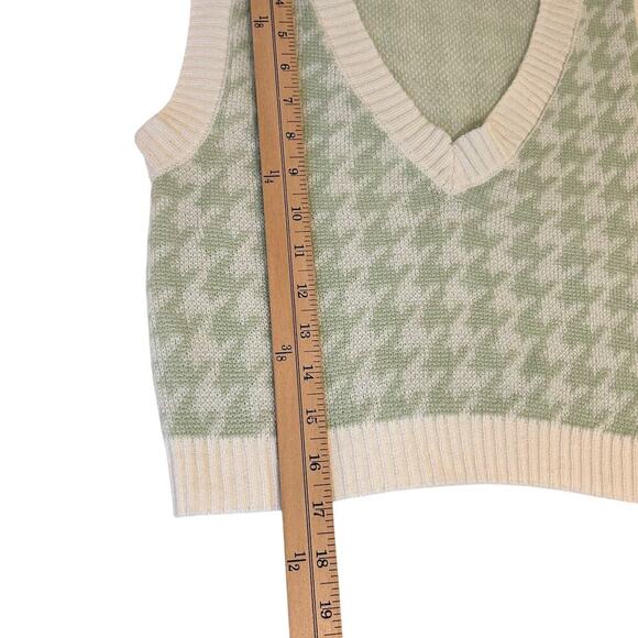 Preppy Celery Green Houndstooth Vest Clueless Coastal Fisherman Style Small - Picture 5 of 6